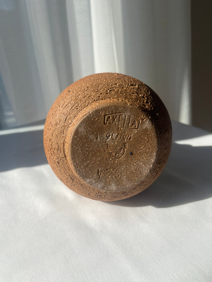 Axell ceramic vase