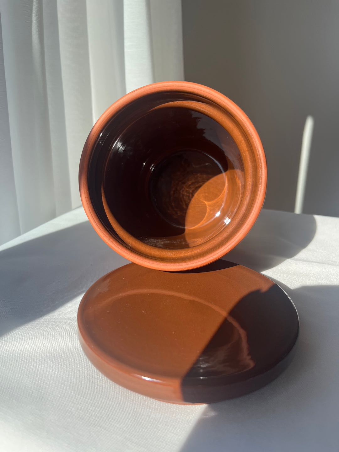 Tea pot T