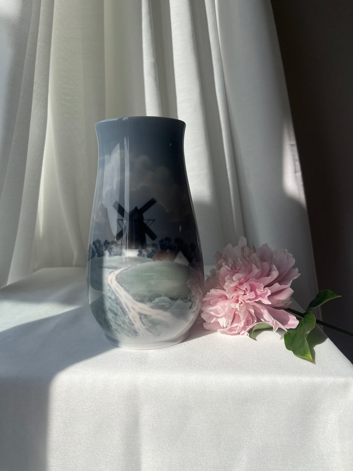 Bing og Grøndahl vase ‘ mølle ‘