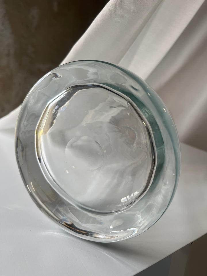 Carafe with groove effect and beautiful glass stopper