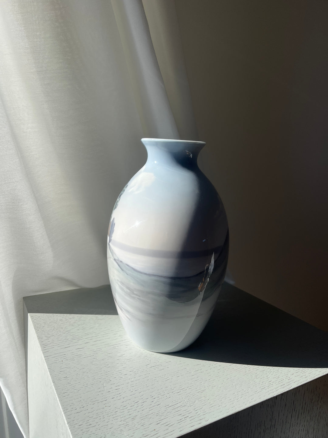Bing og Grøndahl vase model 8788/506