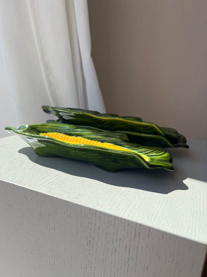 Corn husker