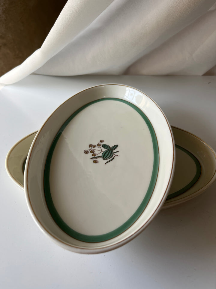Royal Copenhagen ‘Hjertegræs’ fade 2 stk