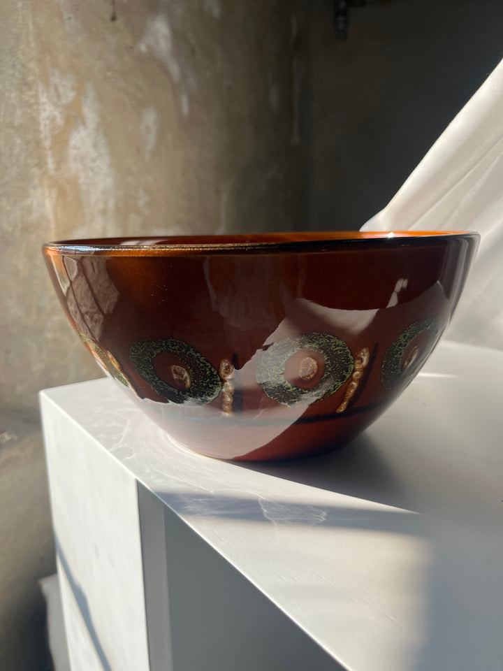 Glazed bowl, ceramic