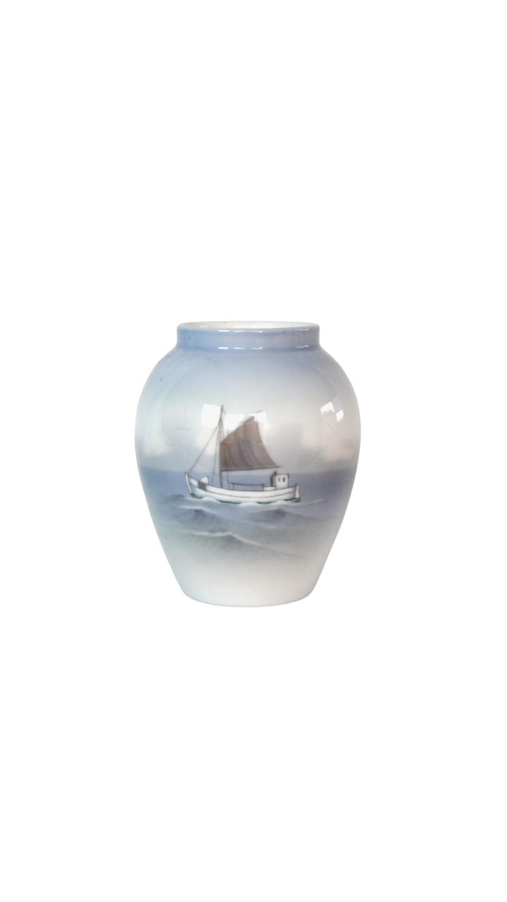 Lyngby - Porcelain vase with fishing boat