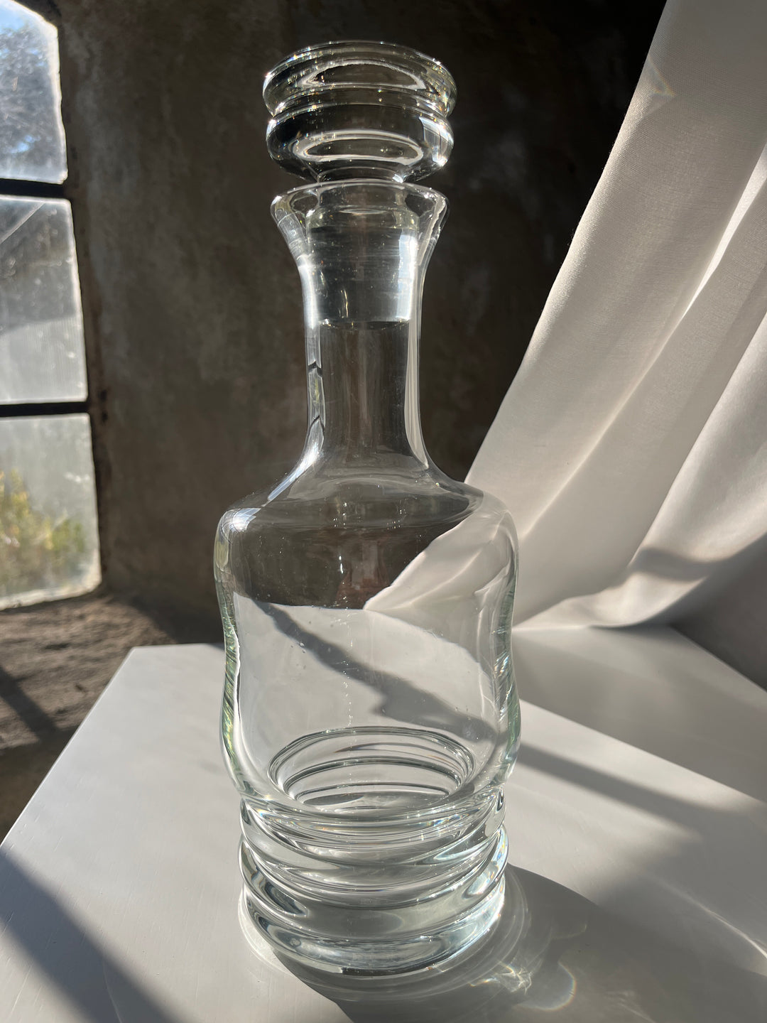 Mouth-blown carafe with grooved bottom🩷
