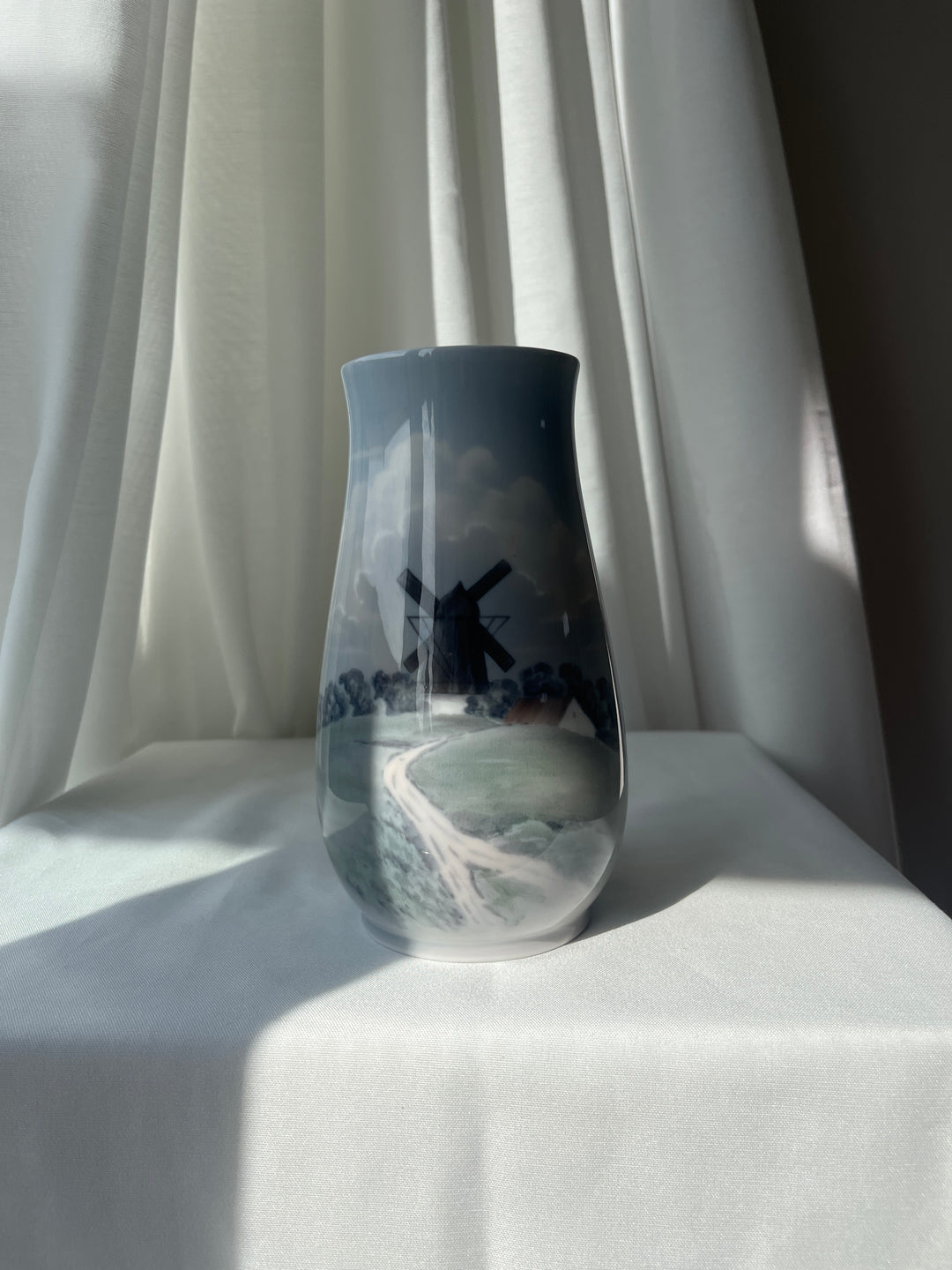 Bing og Grøndahl vase ‘ mølle ‘