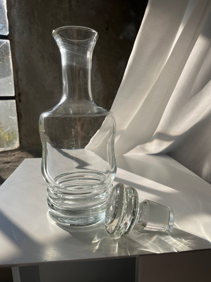 Mouth-blown carafe with grooved bottom🩷