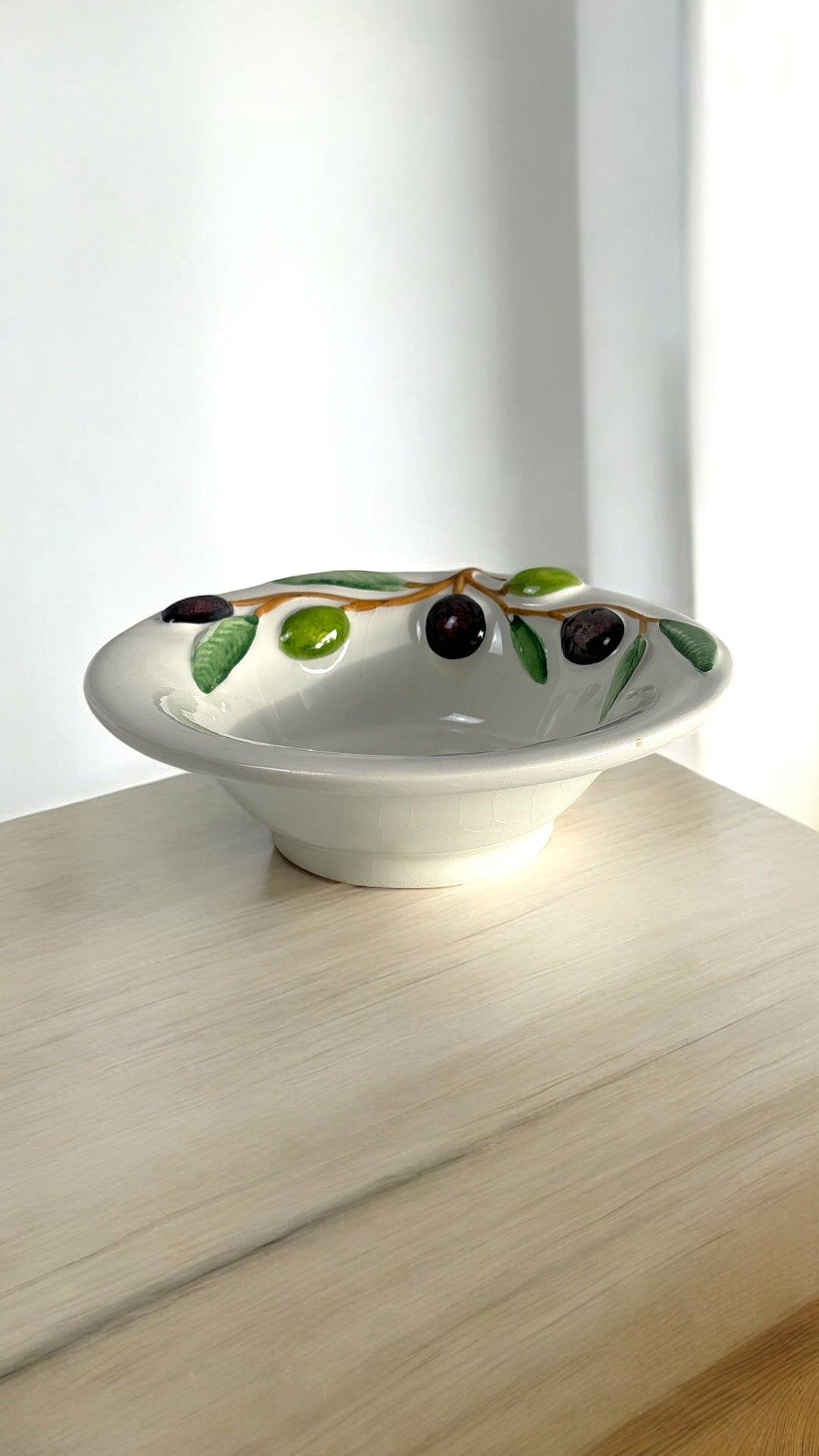 Olive bowls, made in Italy