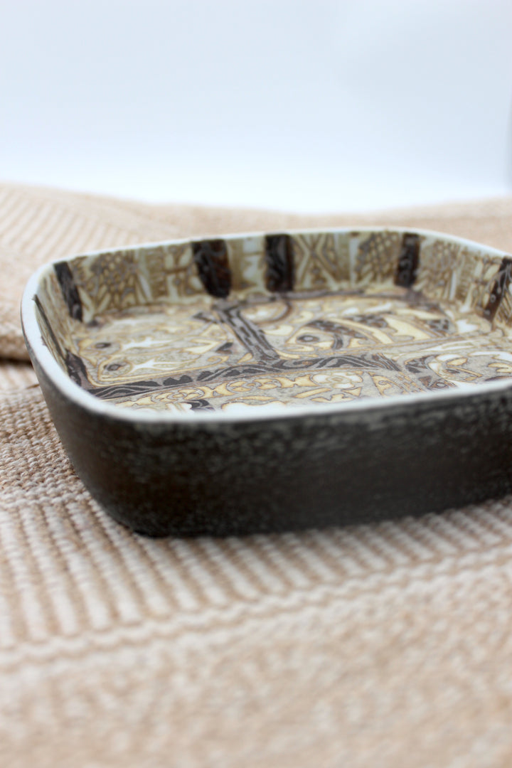 Royal Copenhagen - Faience dish