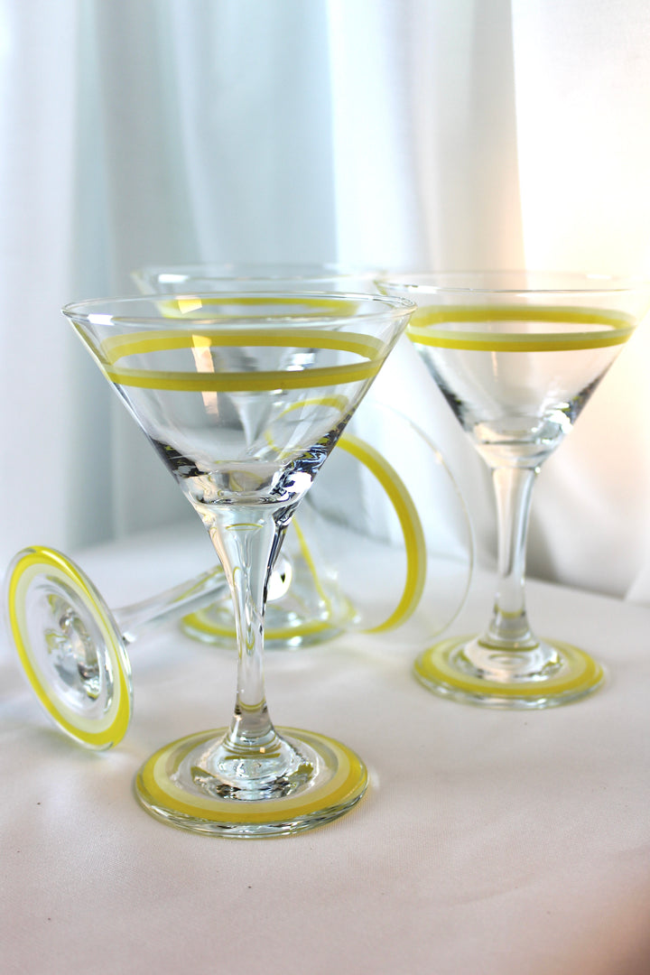Vintage - Cocktail glass with yellow stripes