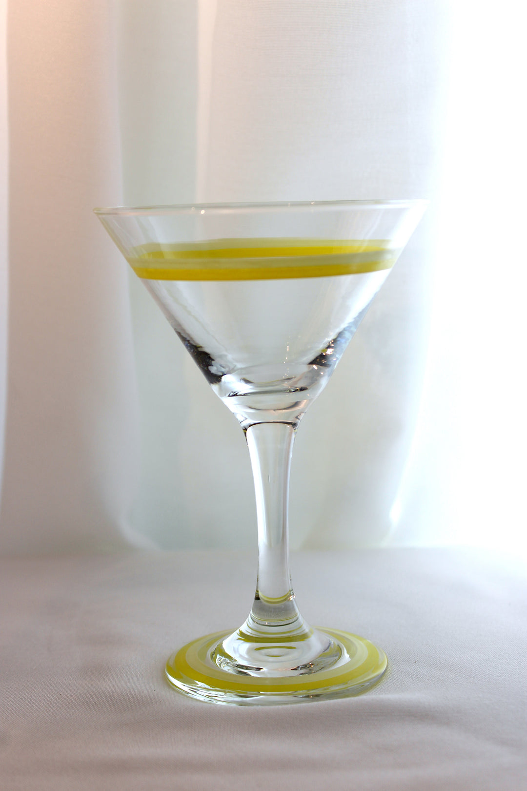 Vintage - Cocktail glass with yellow stripes