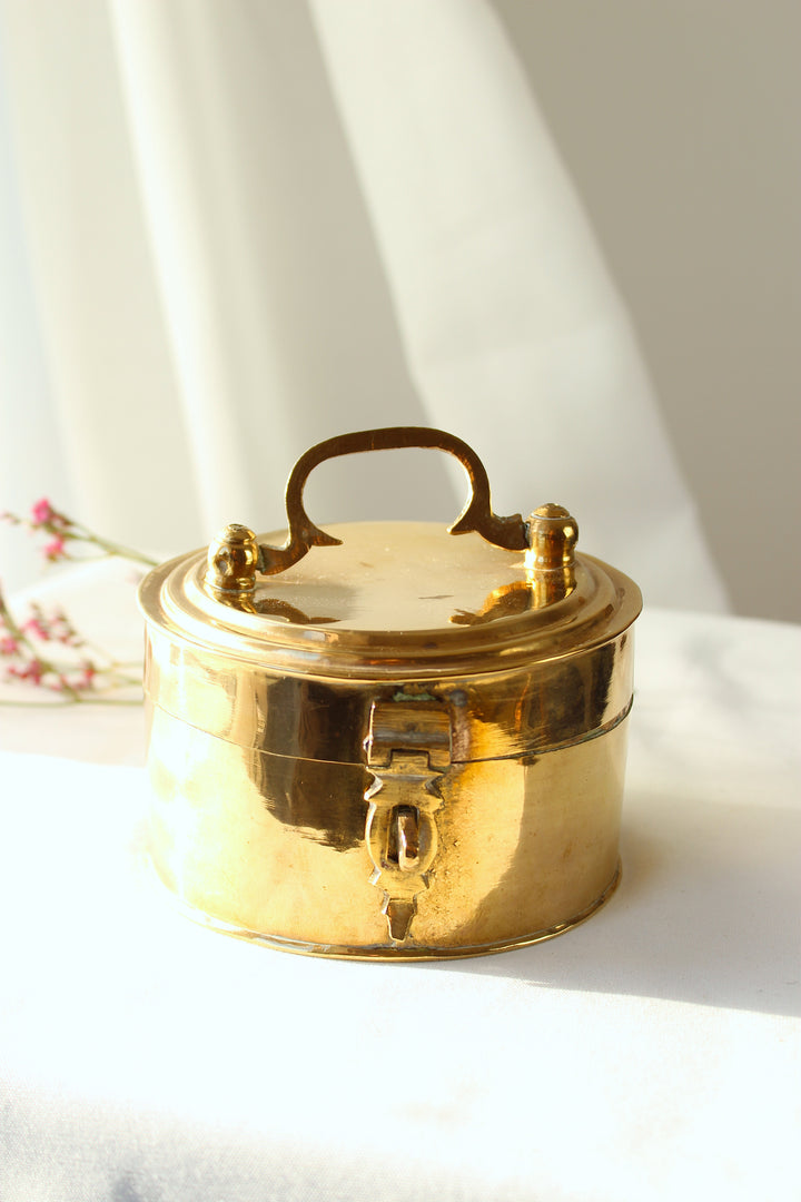 Brass can