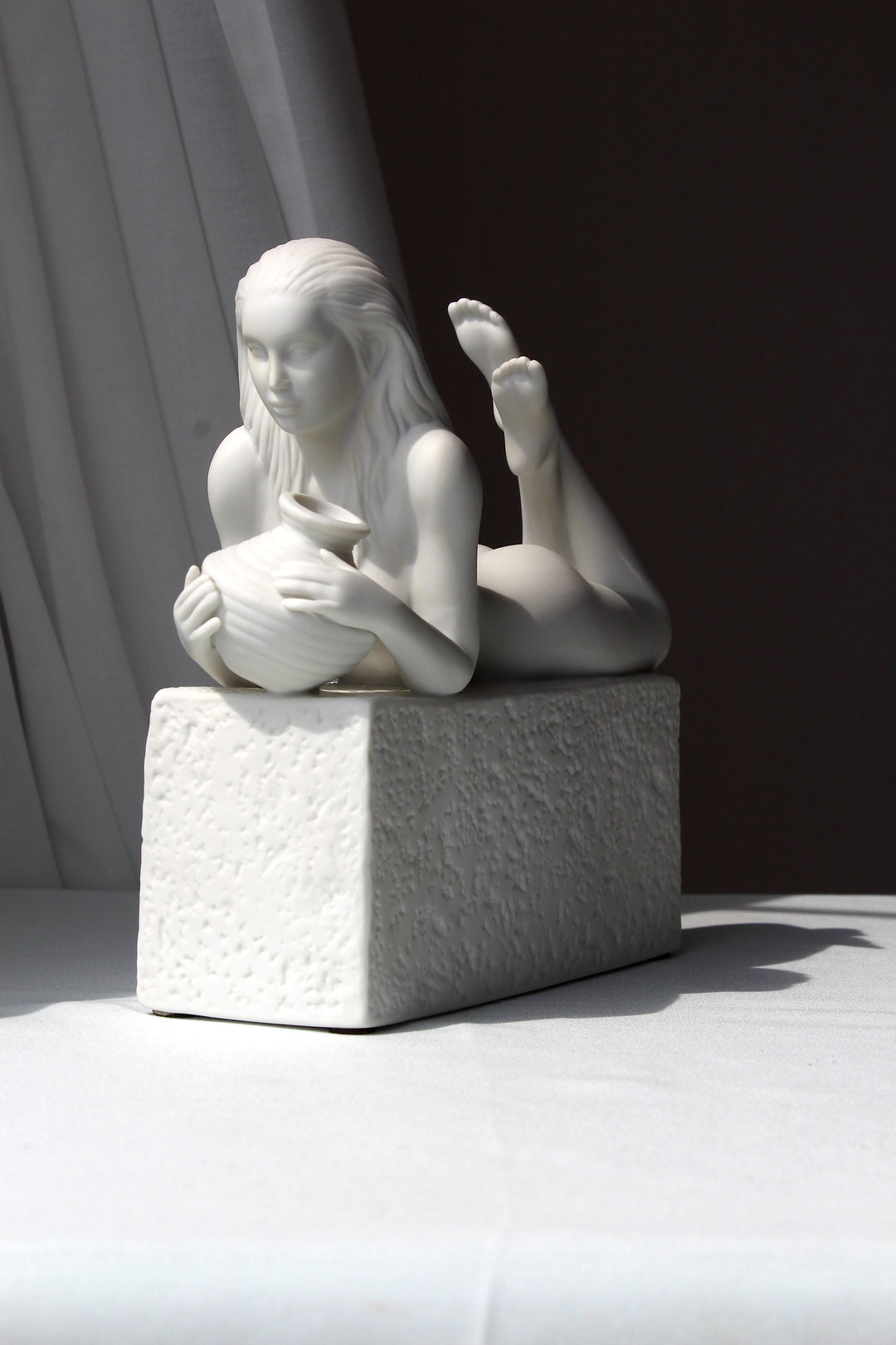(P)Royal Copenhagen - Zodiac figure, Aquarius
