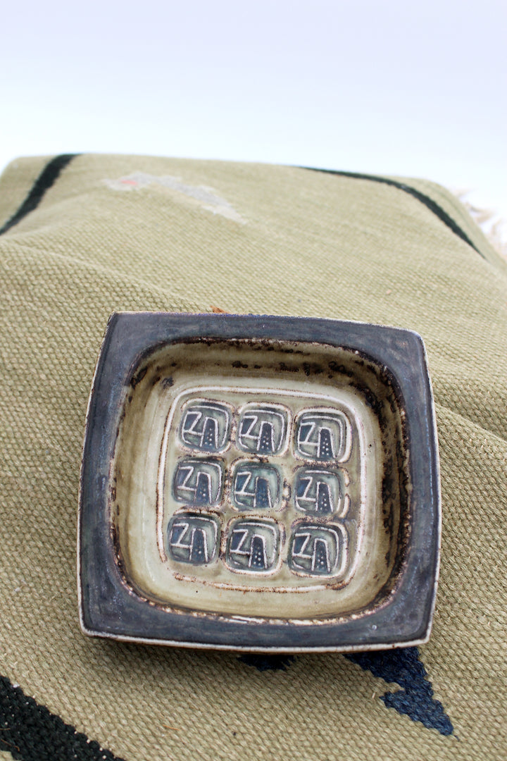Royal Copenhagen - Stoneware dish, 