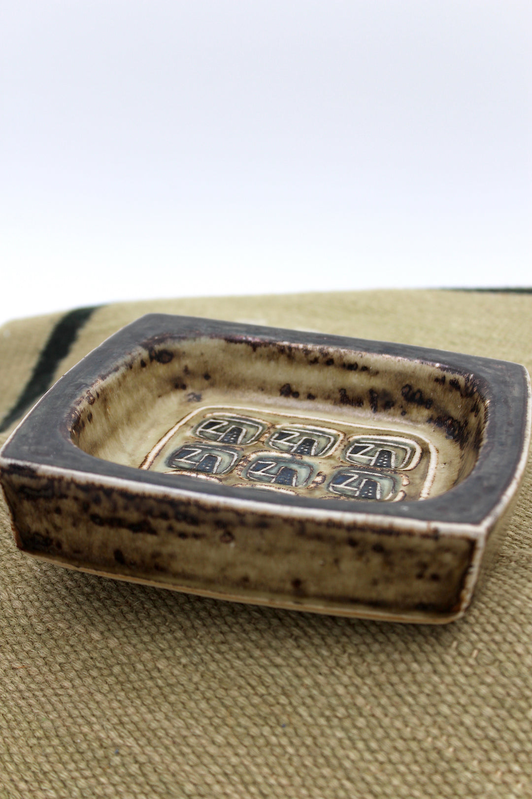 Royal Copenhagen - Stoneware dish, 