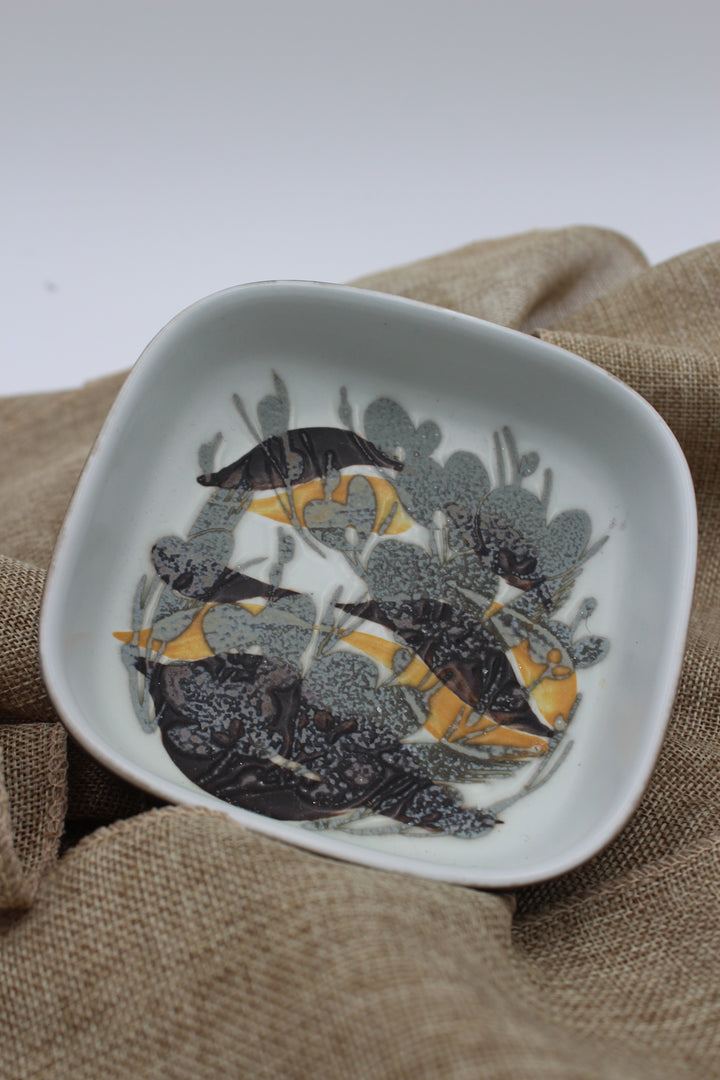 Royal Copenhagen - Earthenware dish 963/3772